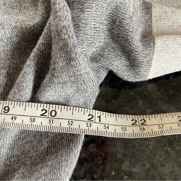 Grayson / Threads sleepwear grey soft oversized Top size Small - Picture 8 of 9